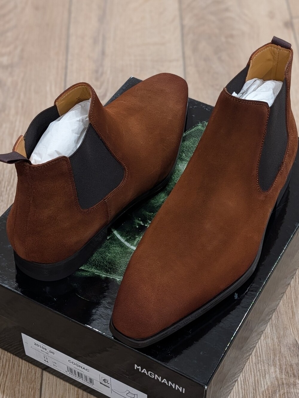 $495 Mens Magnanni "Shaw" Suede Chelsea Boots Cognac US 12